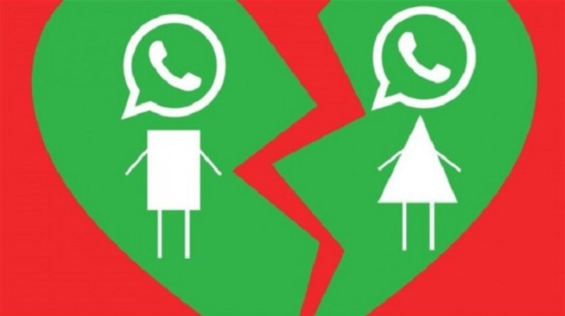 طلاق زوجين أماراتيين بسبب تطبيق الواتساب